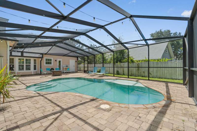 3 bedroom Detached Single Family at 1590 Ruckel Drive, Rocky Bayou Country Club Estates 6, Niceville — photo 2
