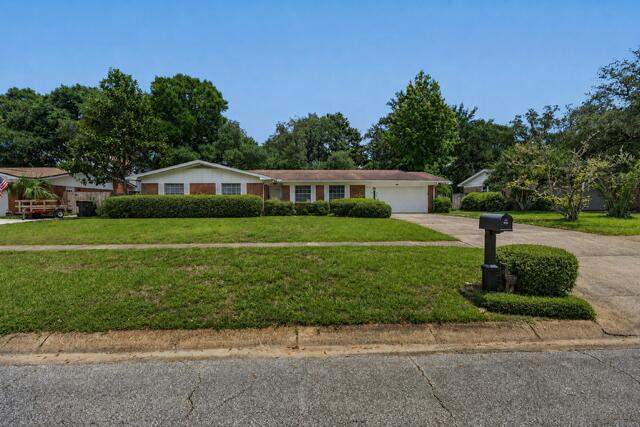4 bedroom Detached Single Family at 604 NE Merioneth Drive, Kenwood S/D 1st Addn, Fort Walton Beach — photo 2