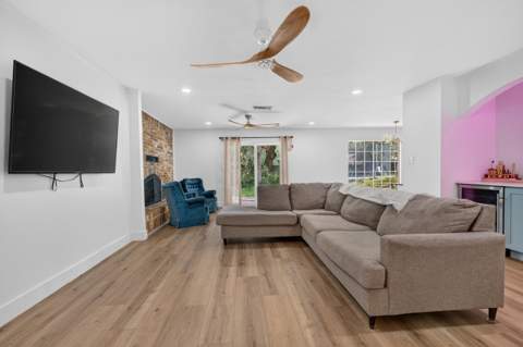 604 NE Merioneth Drive, Fort Walton Beach FL - photo 23 of 47