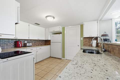 98 Country Club Road, Shalimar FL - photo 6 of 38