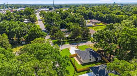 150 N Booker Street, Crestview FL - photo 13 of 17