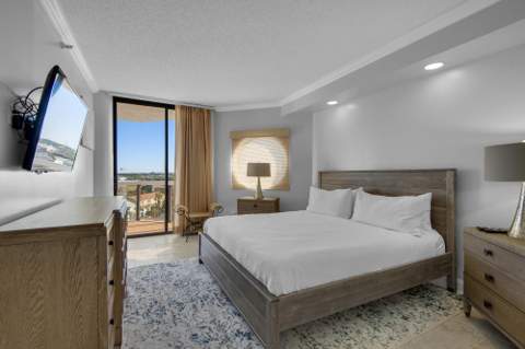 1096 Scenic Gulf Drive #Unit 511, Miramar Beach FL - photo 8 of 28