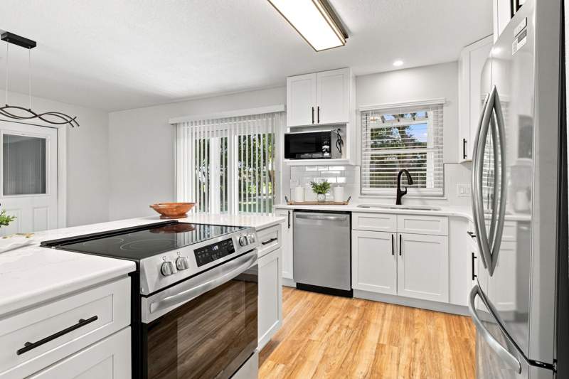 3 bedroom Detached Single Family at 1426 Hickory Avenue, niceville, Niceville — photo 3