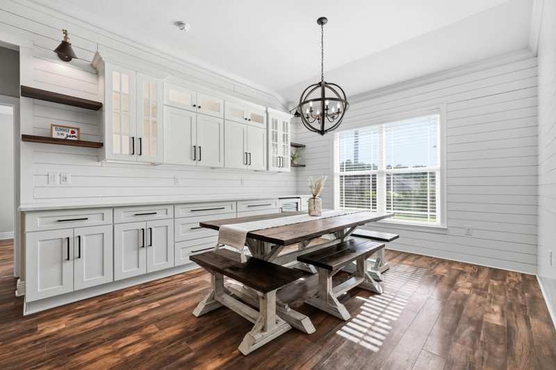 4 bedroom Detached Single Family at 6034 W Dogwood Drive, Crestview, Crestview — photo 1