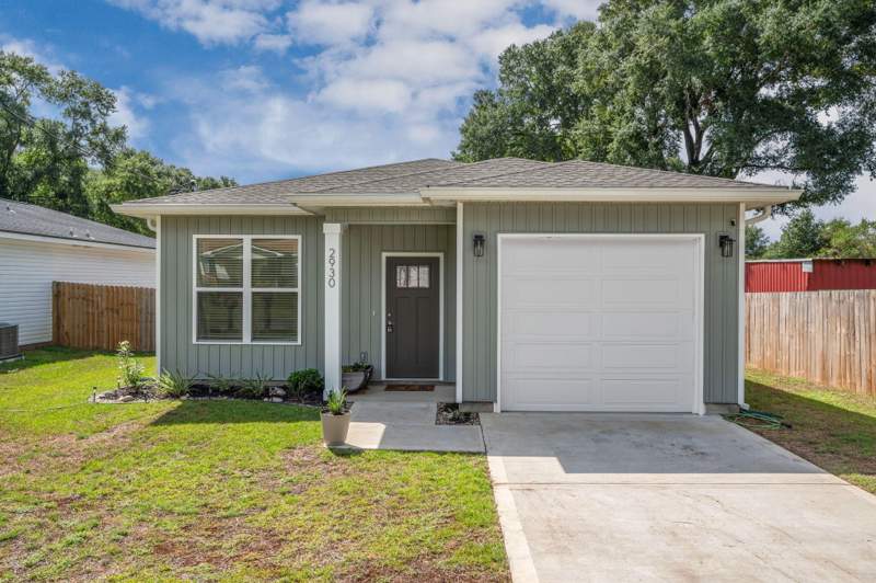3 bedroom Detached Single Family at 2930 McCarty Avenue, Oakdale, Crestview — photo 3