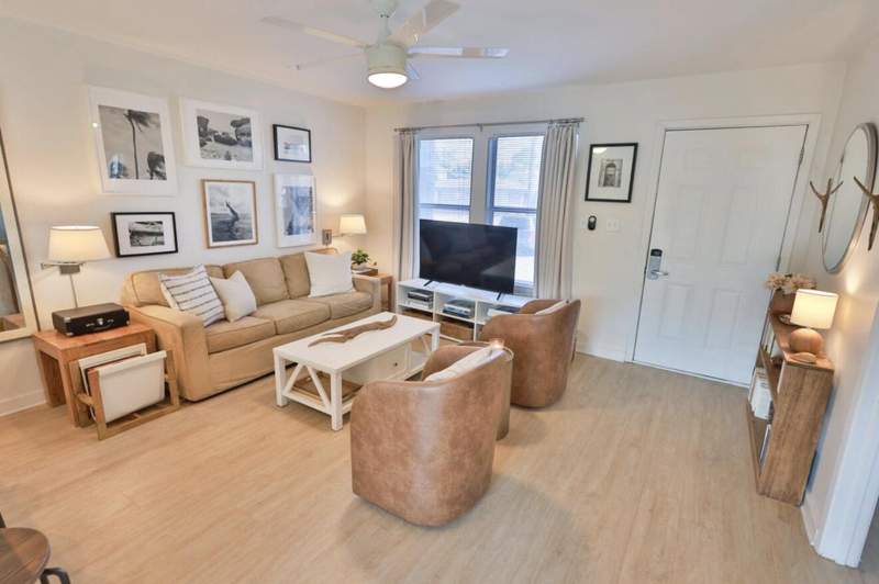 2 bedroom Condominium at 304 Barracuda Avenue #102, Island Gardens Condo, Fort Walton Beach — photo 2