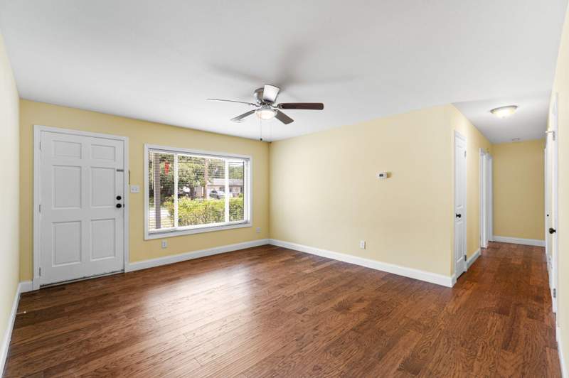 3 bedroom Detached Single Family at 234 NW Holmes Boulevard, Municipal S/D, Fort Walton Beach — photo 3