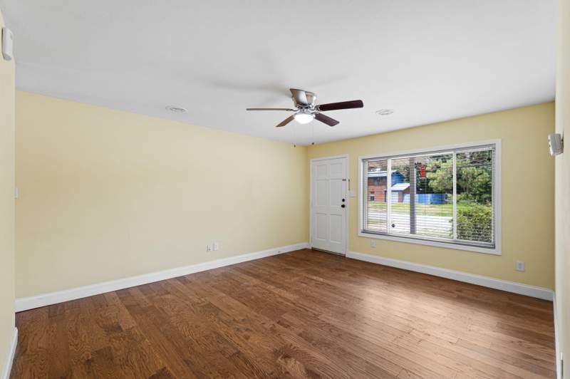 3 bedroom Detached Single Family at 234 NW Holmes Boulevard, Municipal S/D, Fort Walton Beach — photo 4