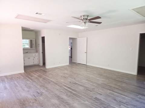97 Walnut Avenue, DeFuniak Springs FL - photo 13 of 33