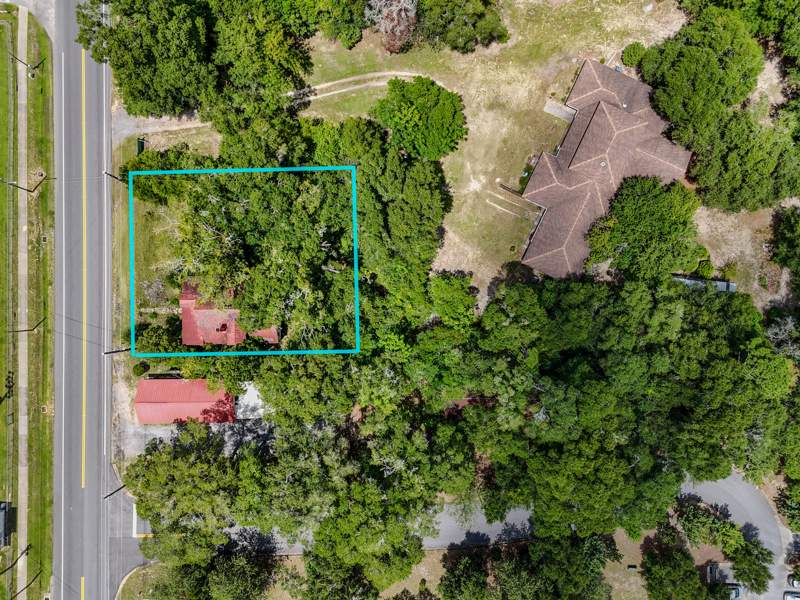 4 bedroom Detached Single Family at 382 N 9th Street, Town Of Defuniak Springs, DeFuniak Springs — photo 5