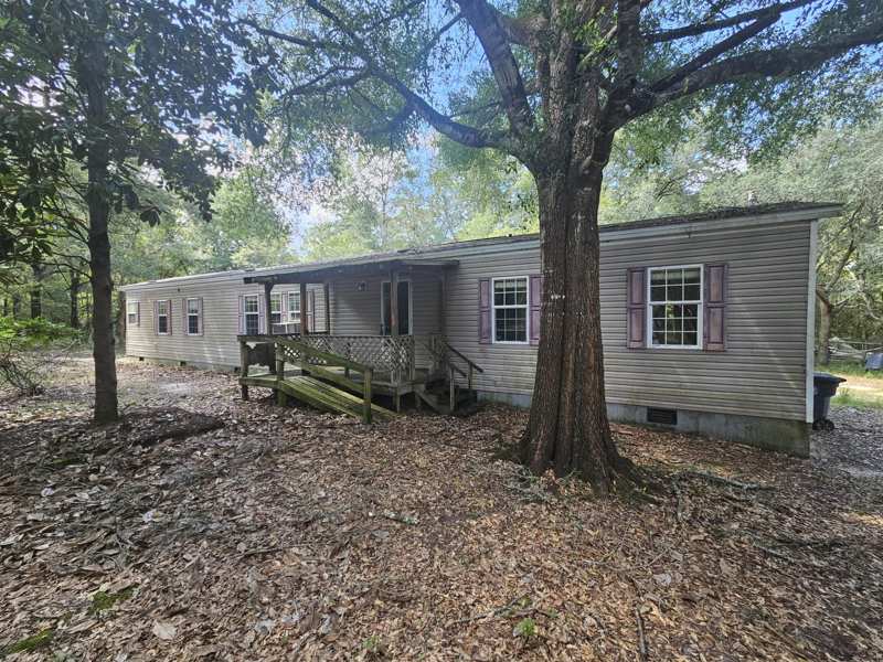 2 bedroom Manufactured Home at 149 Nusom Drive, Pipers Landing Unit 2, DeFuniak Springs — photo 1