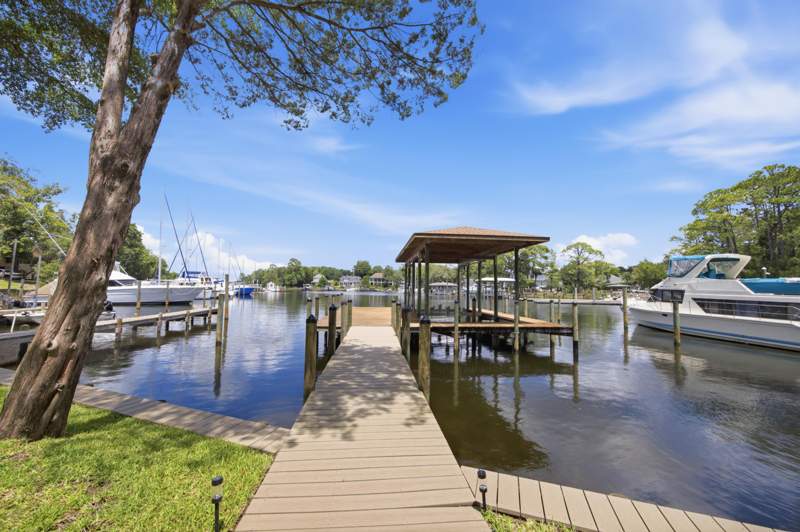 3 bedroom Detached Single Family at 4201 Ward Cove Drive, Niceville, Niceville — photo 2