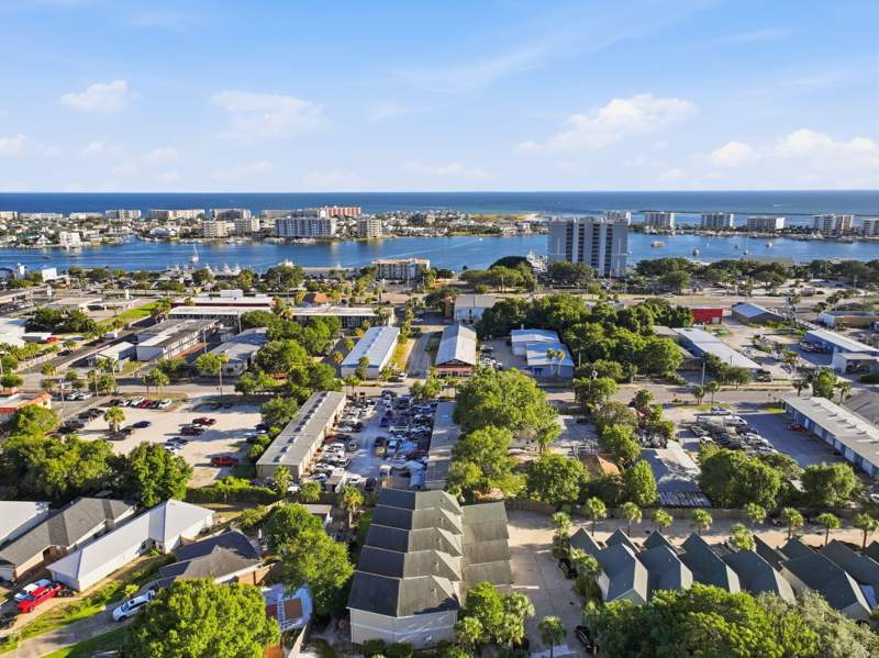 2 bedroom Townhouse at 235 Pelican Place #Unit 20, Pelican Place T/H East Lot 20, Destin — photo 5