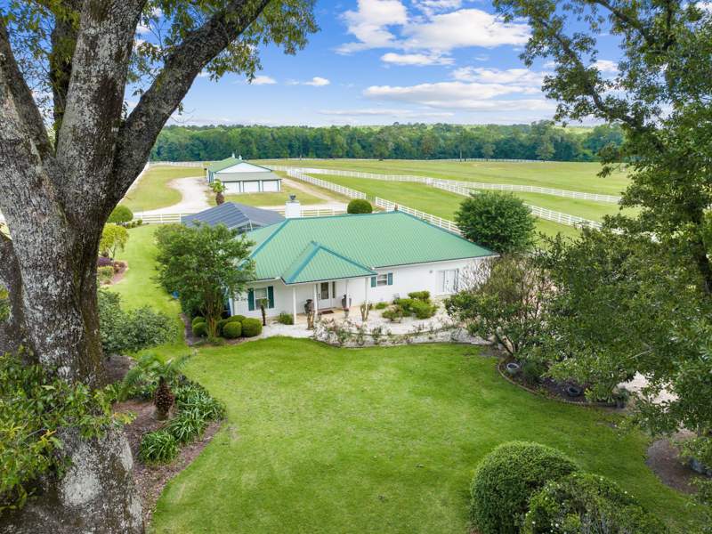 3 bedroom Farm at 5676 W State Highway 2, DeFuniak Springs, DeFuniak Springs — photo 2