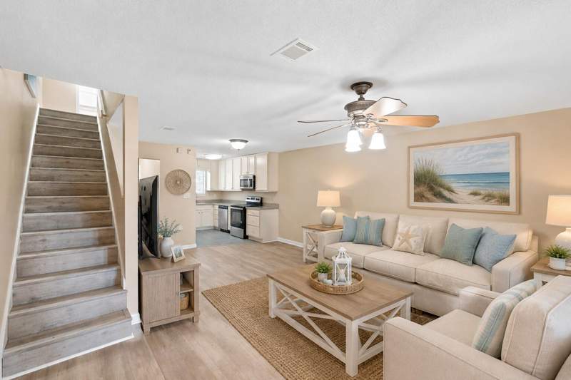 2 bedroom Townhouse at 44 Berwick Circle #2, Port Dixie, Shalimar — photo 3