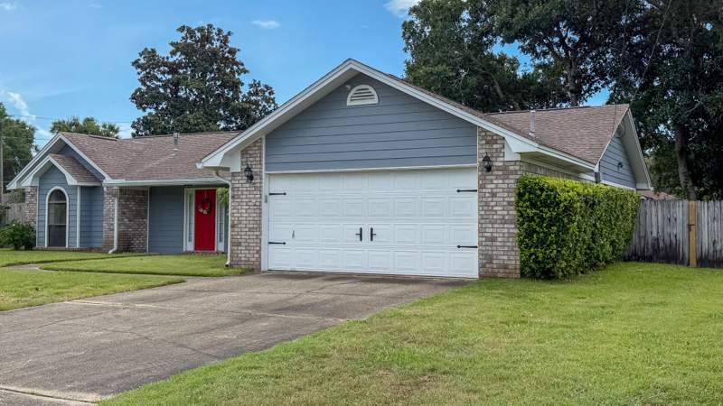 3 bedroom Detached Single Family at 66 North Street, Gulfview S/D, Mary Esther — photo 2