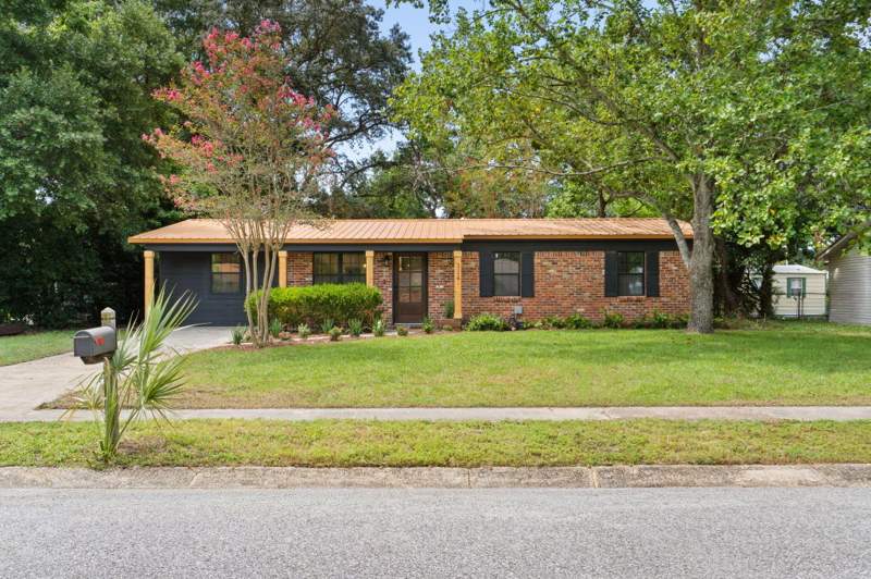 3 bedroom Detached Single Family at 324 SW Harbor Place, Santasia Park, Fort Walton Beach — photo 4