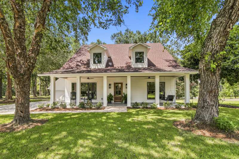 3 bedroom Detached Single Family at 260 Wit's End Lane, Metes & Bounds, DeFuniak Springs — photo 1