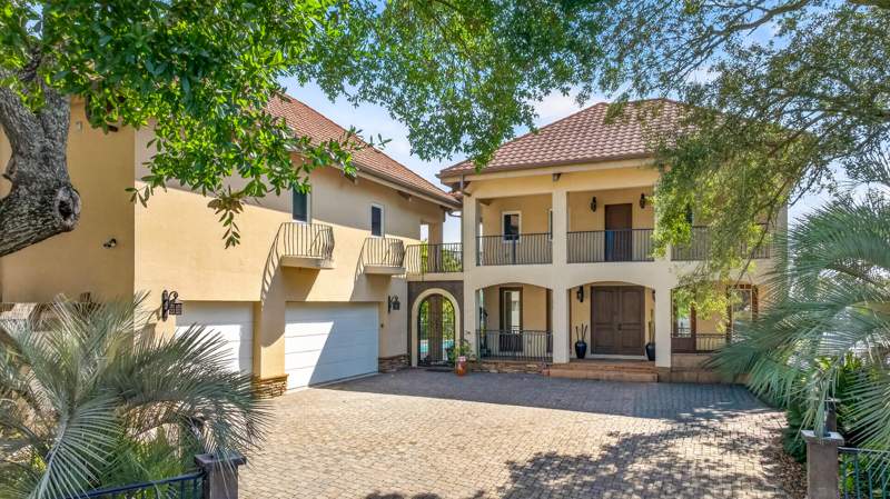 6 bedroom Detached Single Family at 781 Boulevard Of The Champions, Lake Pointe, Shalimar — photo 5