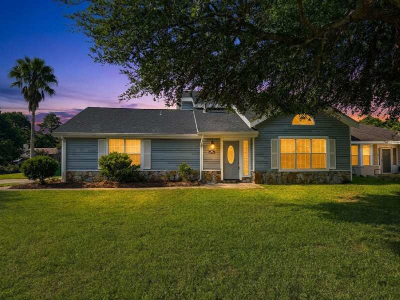 3 bedroom Detached Single Family at 1908 Heartland Drive, Coventry Park Village Ph 2, Fort Walton Beach — photo 1