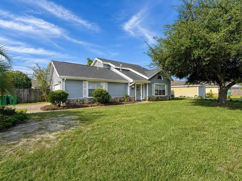3 bedroom Detached Single Family at 1908 Heartland Drive, Coventry Park Village Ph 2, Fort Walton Beach — photo 3