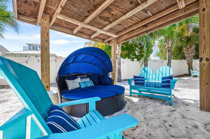 6 bedroom Detached Single Family at 98 Woodward Street, Crystal Beach, Destin — photo 5
