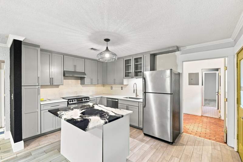 3 bedroom Detached Single Family at 3174 Earl Kennedy Road, Metes & Bounds, Crestview — photo 3