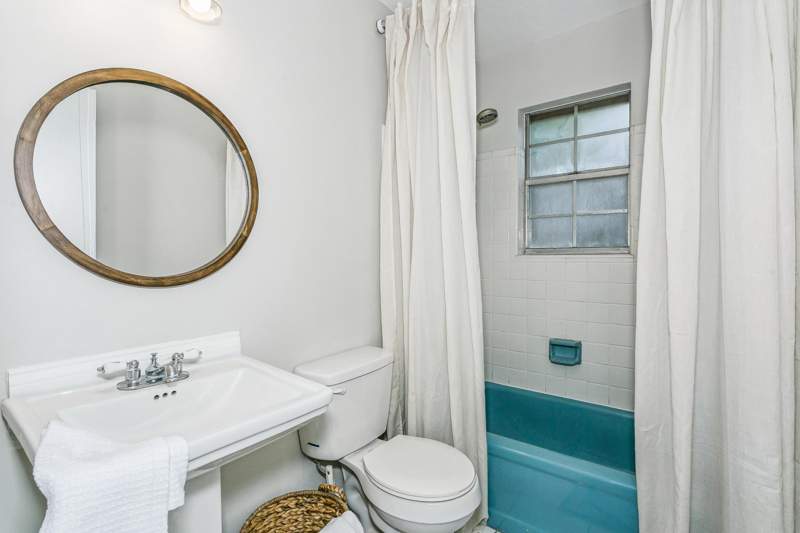 3 bedroom Detached Single Family at 72 8Th Street, Port Dixie, Shalimar — photo 4