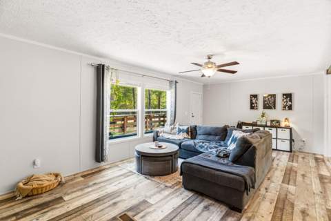 645 W Violet, DeFuniak Springs FL - photo 6 of 36