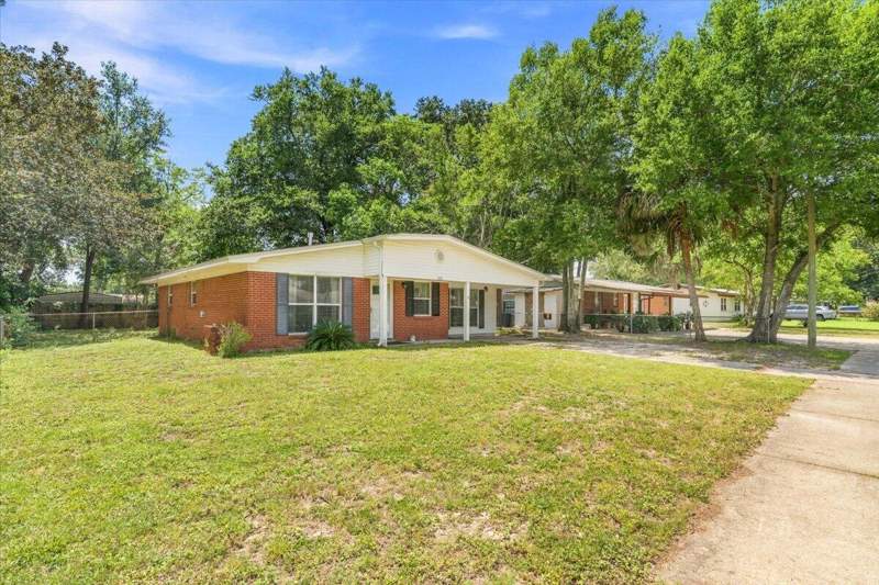 2 bedroom Detached Single Family at 213 Newcastle Drive, Garnier Beach, Fort Walton Beach — photo 2