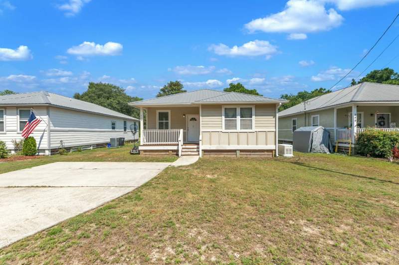 4 bedroom Detached Single Family at 239 County Line Road, Town Of Villa Tasso, Niceville — photo 2