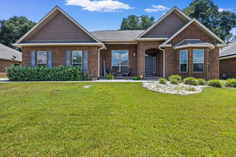 3 bedroom Detached Single Family at 227 Paradise Palm Circle, Liberty Oaks, Crestview — photo 1