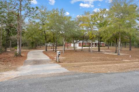 5570 Mount Olive Road, Crestview FL - photo 6 of 47