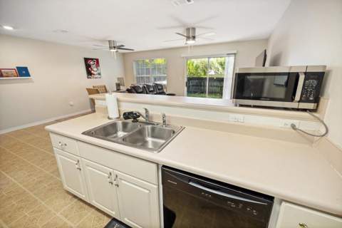 134 Noblat Drive, Mary Esther FL - photo 6 of 30