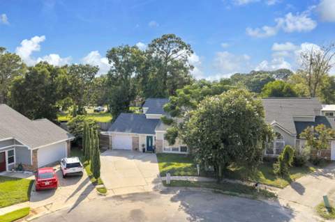 424 NW Village Court, Fort Walton Beach FL - photo 8 of 54