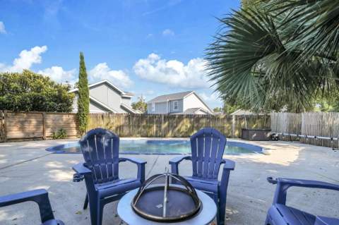 424 NW Village Court, Fort Walton Beach FL - photo 6 of 54