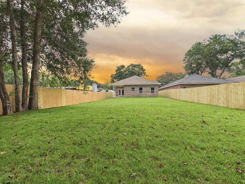 4 bedroom Detached Single Family at 1496 Pine Street, Seminole, Niceville — photo 4