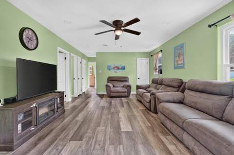 227 SW Coral Drive, Fort Walton Beach FL - photo 13 of 49