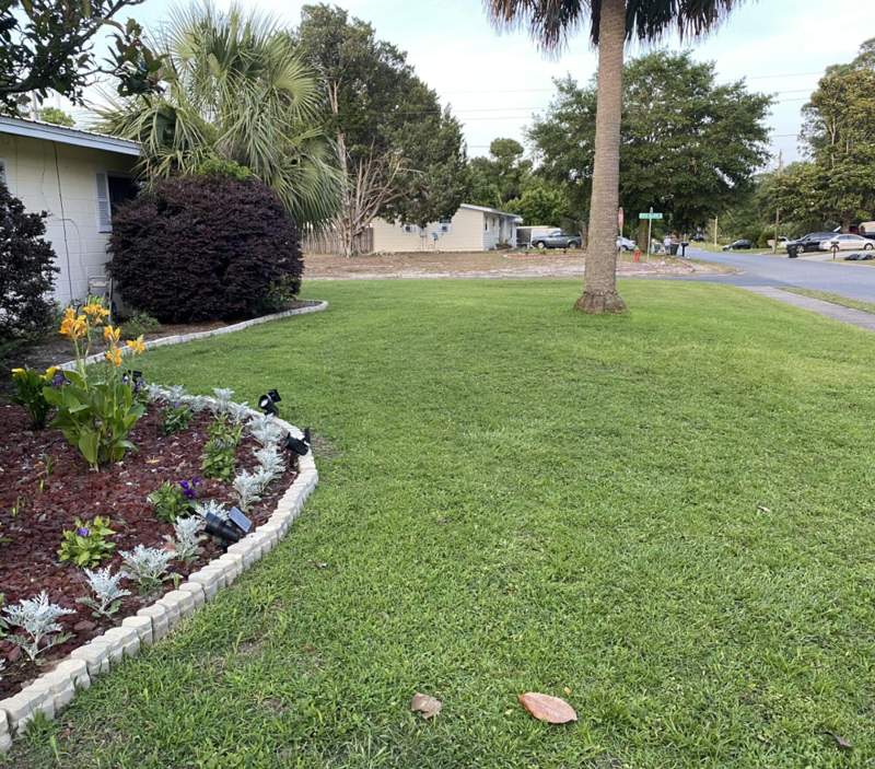 4 bedroom Detached Single Family at 227 SW Coral Drive, Seabreeze 5th Addn, Fort Walton Beach — photo 3