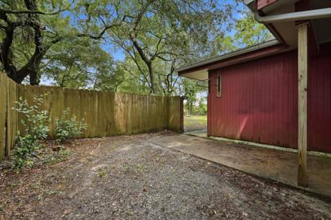133 NW Robinwood Drive, Fort Walton Beach FL - photo 21 of 21
