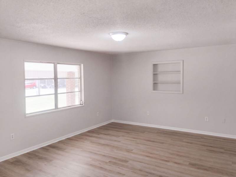 3 bedroom Detached Single Family at 141 Chessher Court, Chesshers 1st Add, Crestview — photo 3