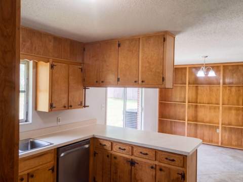 141 Chessher Court, Crestview FL - photo 9 of 27