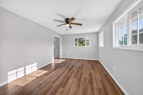 393 NW Lowery Drive, Fort Walton Beach FL - photo 6 of 27