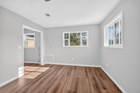 393 NW Lowery Drive, Fort Walton Beach FL - photo 8 of 27