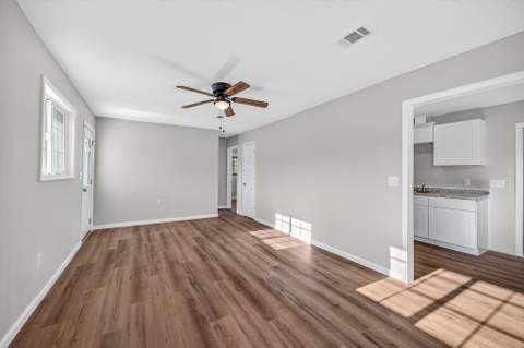 393 NW Lowery Drive, Fort Walton Beach FL - photo 11 of 27