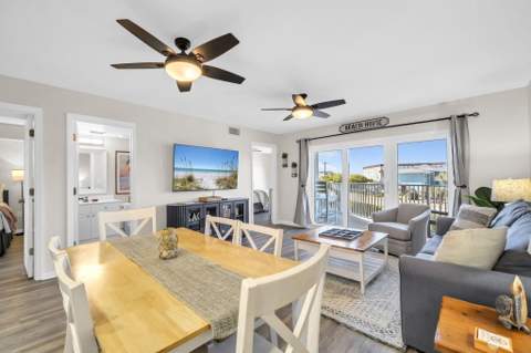 895 Santa Rosa Boulevard #313, Fort Walton Beach FL - photo 13 of 42