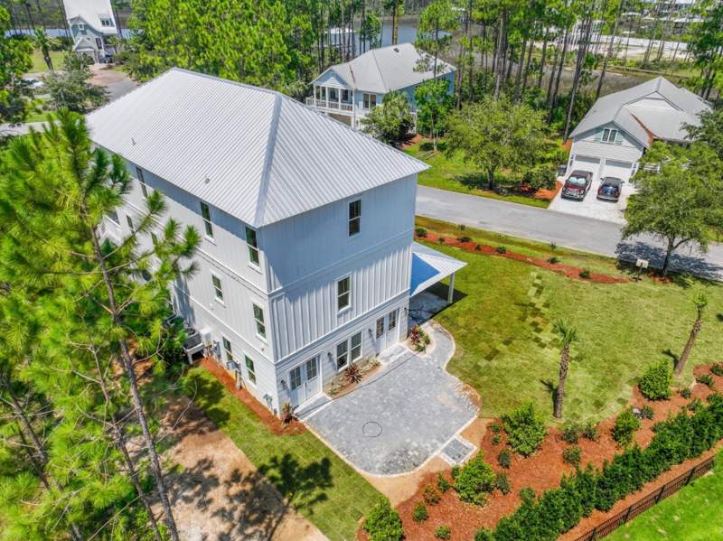 4 bedroom Detached Single Family at 102 Mallard Lane, Cessna Landing, Santa Rosa Beach — photo 5