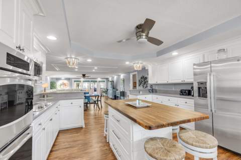 514 Vera Cruz Drive, Destin FL - photo 11 of 53
