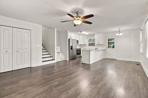 322 NW Leah Miller Drive, Fort Walton Beach FL - photo 6 of 39