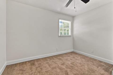 322 NW Leah Miller Drive, Fort Walton Beach FL - photo 20 of 39